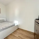 Lejlighed Mieszkanie Z Ogrodem & Parking