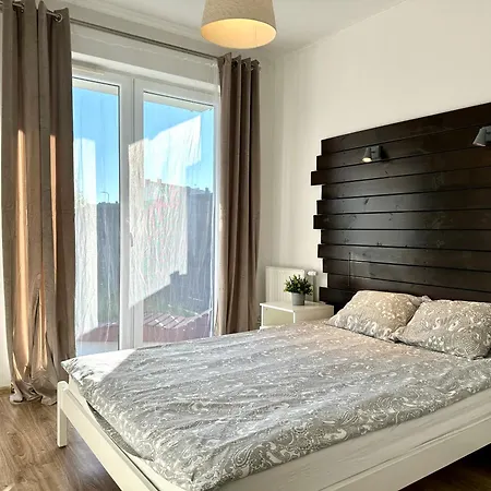 Lägenhet Mieszkanie Z Ogrodem & Parking