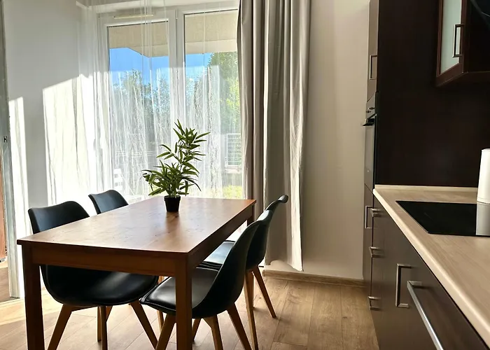 Mieszkanie Z Ogrodem & Parking *