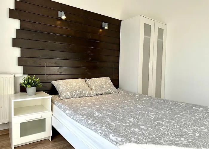 Mieszkanie Z Ogrodem & Parking * غدانسك